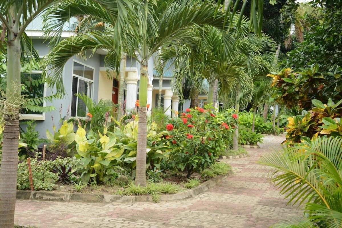 Kimere Resort Багамойо Экстерьер фото